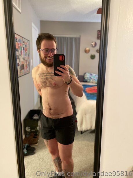 Dylandixon star free picture