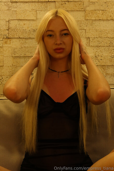 Empress Tiana star hd pic