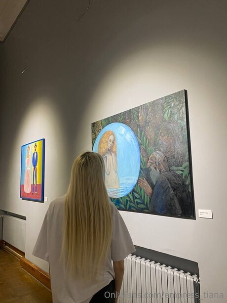 Empress Tiana model sex pic