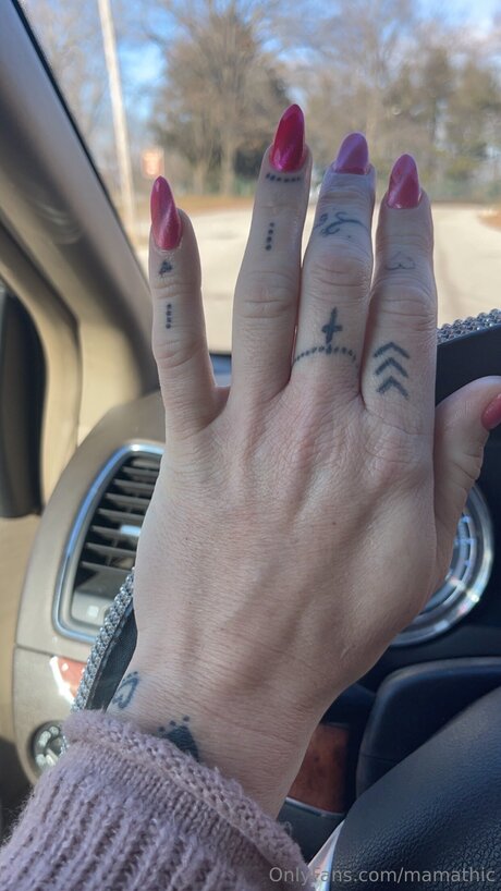 Mamathic actress pic