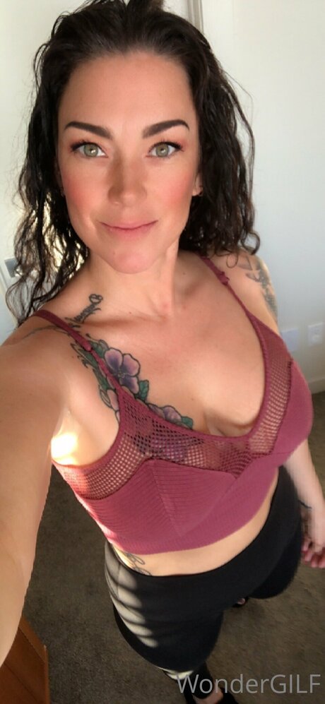 Wondergilf pornstar perfect image