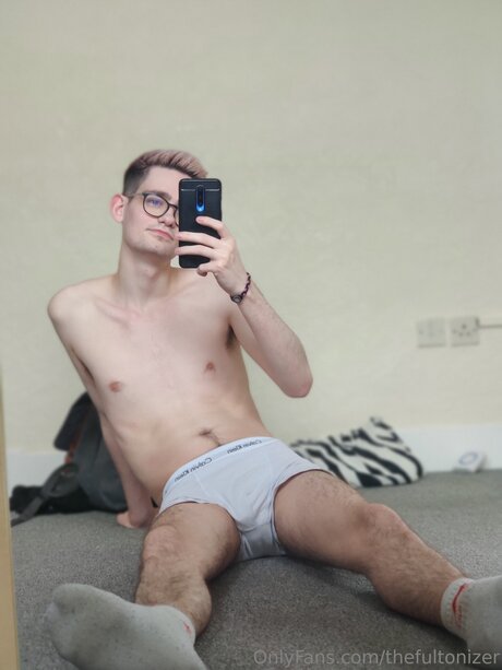 Thefultonizer naked model image