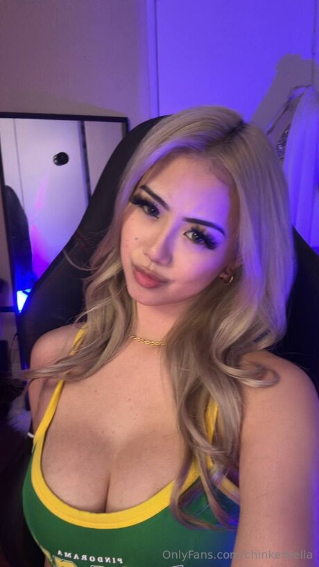 Chinkerbella model hd image