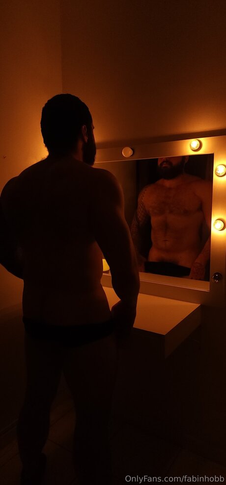 Fabinhobb model free pic