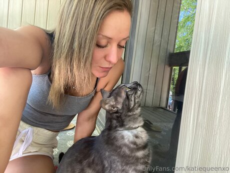 Katiequeenxo art model galleries