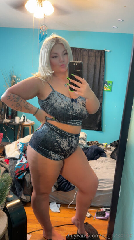 tranny onlyfans hd img