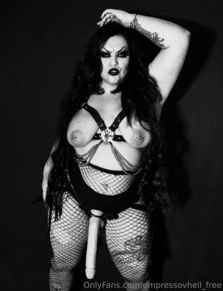 Empressovhell xxx actress pic