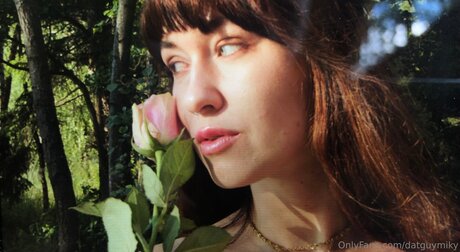 Datguymiky pornographic actress picture