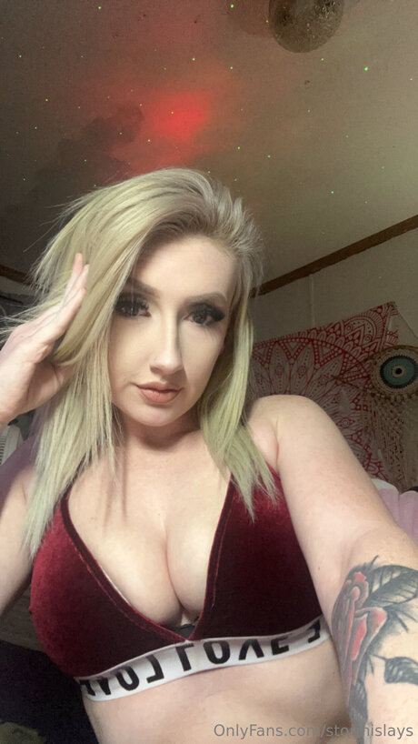 Stormislays hot model pictures