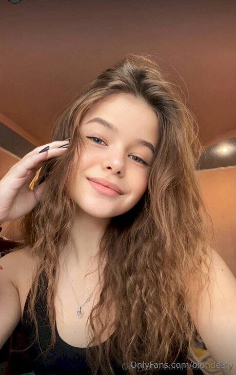 Blonde37 Profile photo