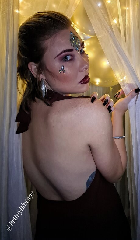Brttnyblntn92 nudes model galleries