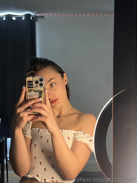 Milsmils free actress images