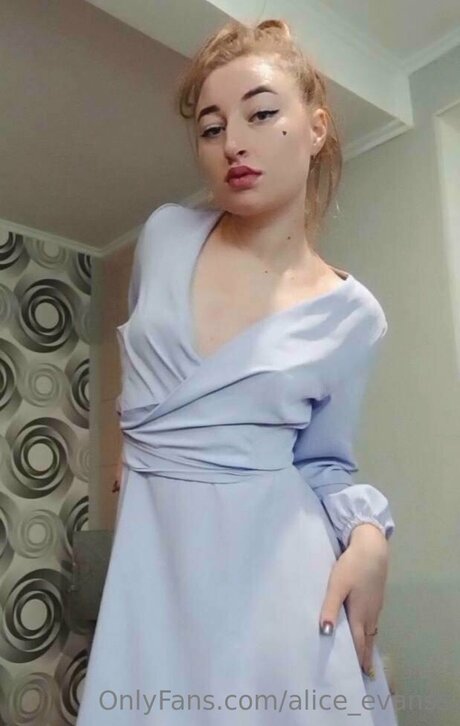 Alice Evanss Profile photo