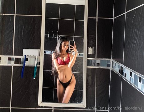 Kyliejordan66 model exclusive pics