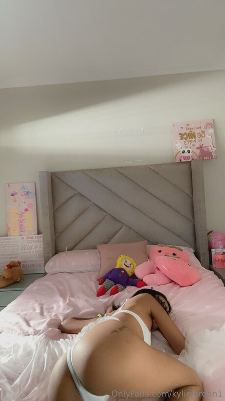 Kyliejordan66 nude star pictures