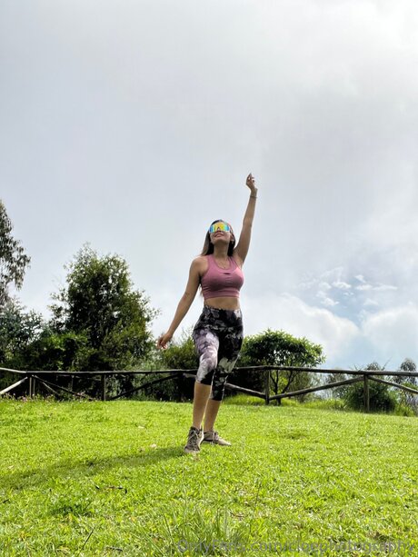 Cloephotography model top photo