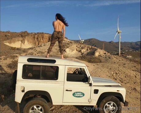 Yareliroses pornstar hot photos