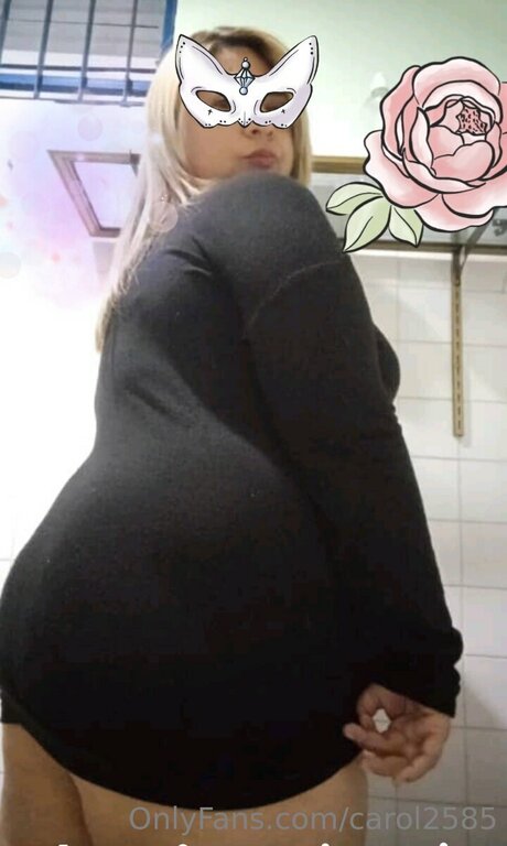 Carol2585 naked star pic