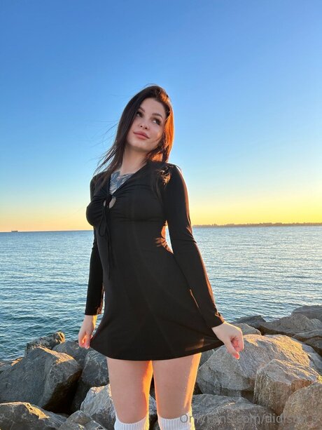 Didistar S porn model picture