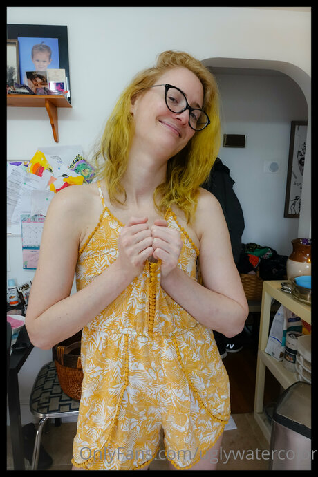 Uglywatercolor model pic