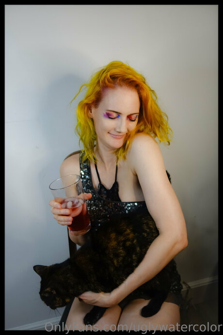 Uglywatercolor beautiful actress pic