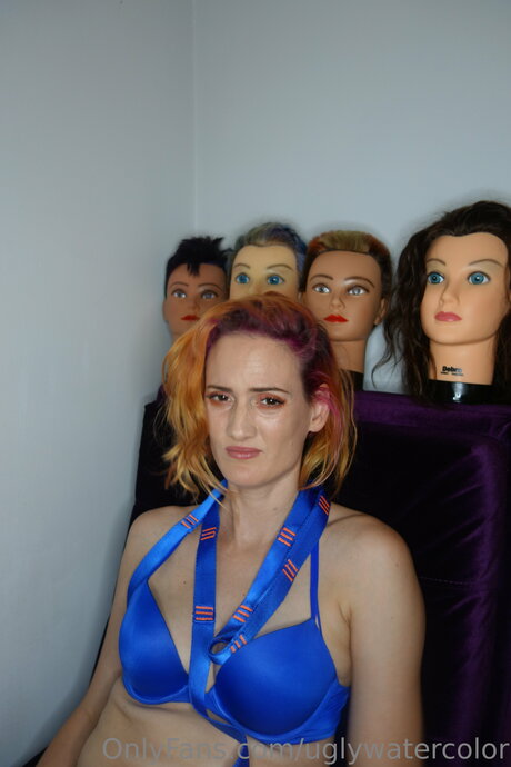 Uglywatercolor top model archive