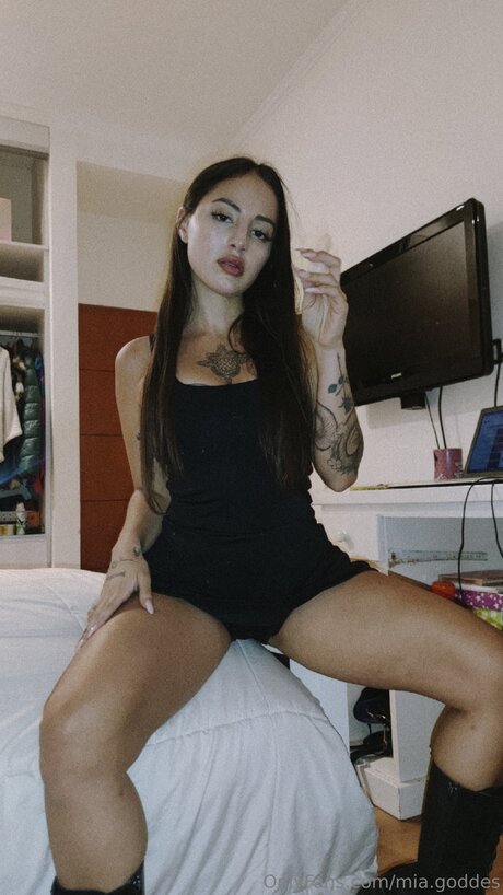 Mia Goddes top model gallery