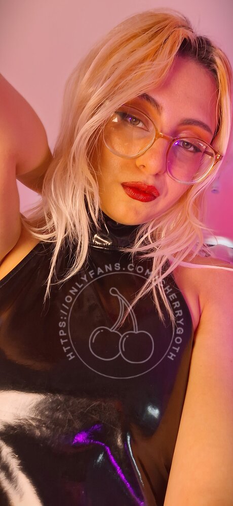 Cherrygoth erotic star pics