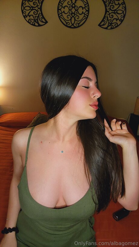 Albagomez exclusive model img