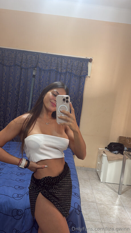 Notcontent model erotic photo