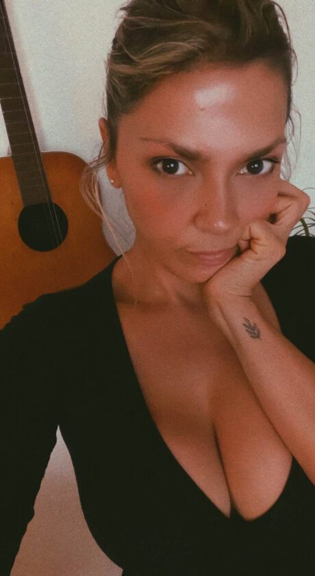 U425759378 high quality actress image