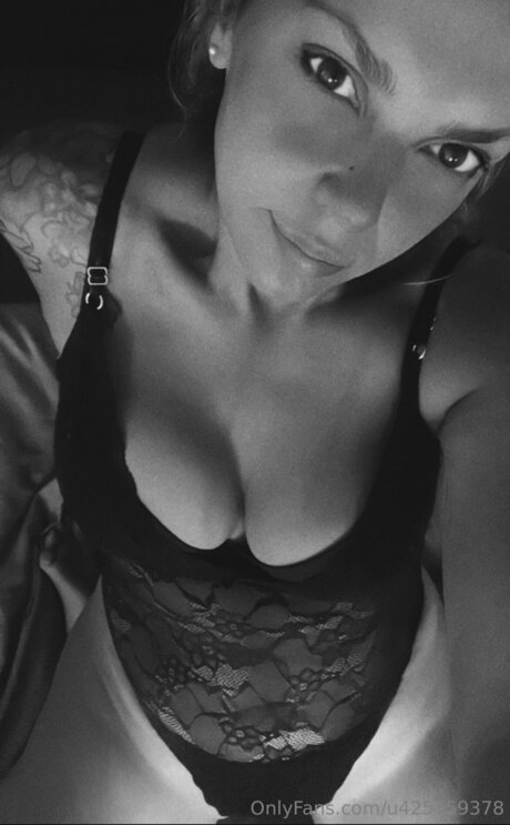 U425759378 beautiful actress img