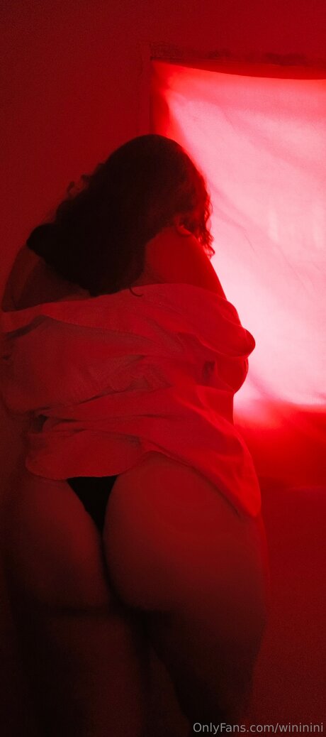 Wininini xxx actress gallery