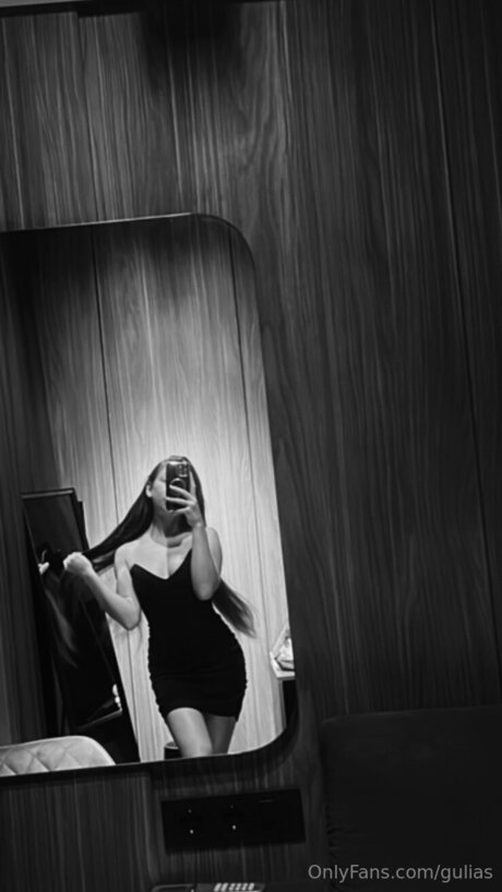 Gulias xxx model pics
