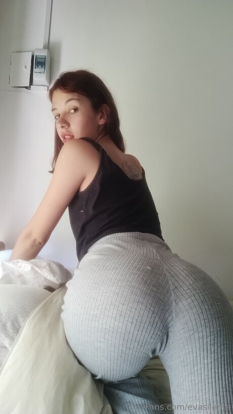 Evasilente adult star pictures