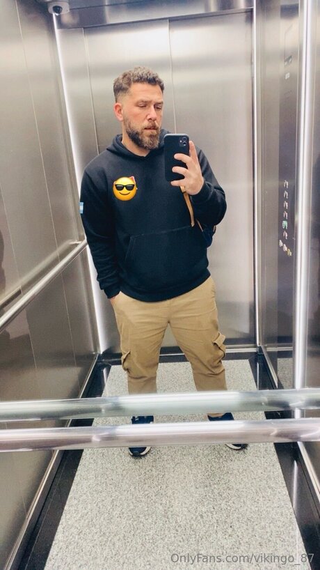 Vikingo 87 model pornographic photos