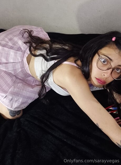 Sarayvegas adult model images