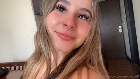 Josephina Puff hd actress pics