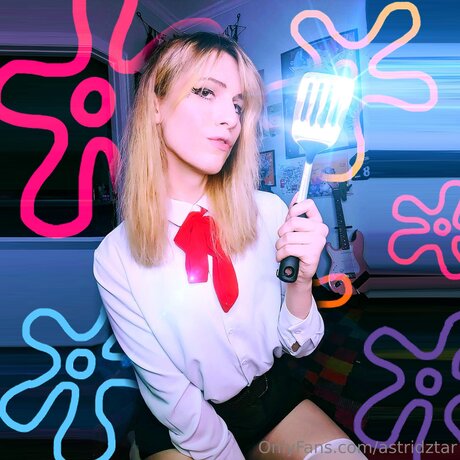 Astridztar porn model img