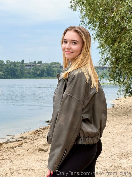 Hello From Zlata beautiful actress pic