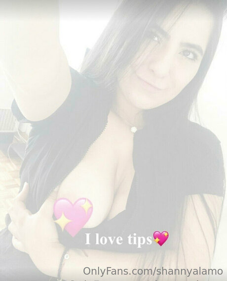 Shannyalamo model hd image