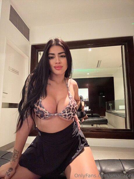 Smallapril pornographic model img