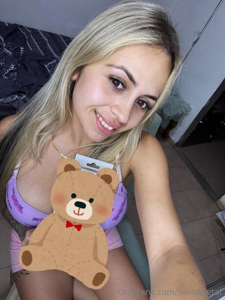 Selinapetal star top galleries