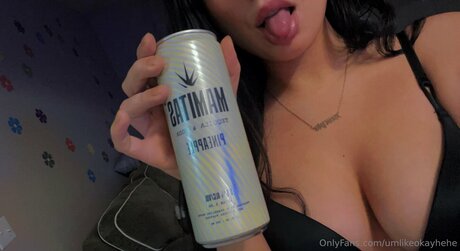 Umlikeokayhehe sexy model gallery