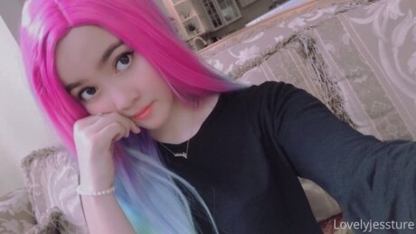 Luvlyjessxx art star picture