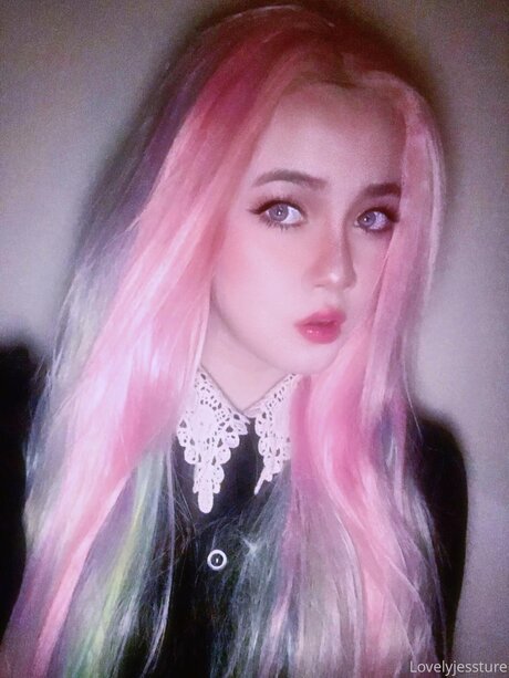 Luvlyjessxx pretty pornstar image