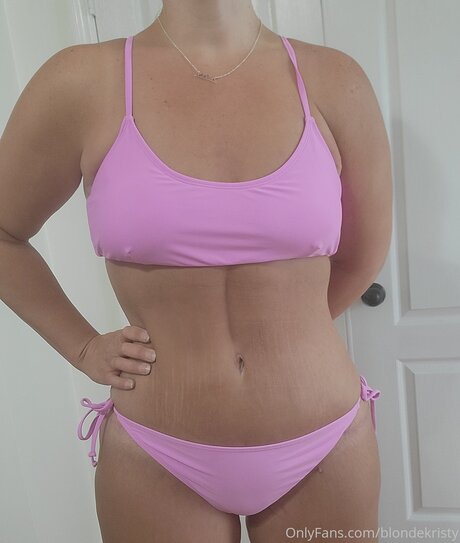 busty redhead teen onlyfans nice photos