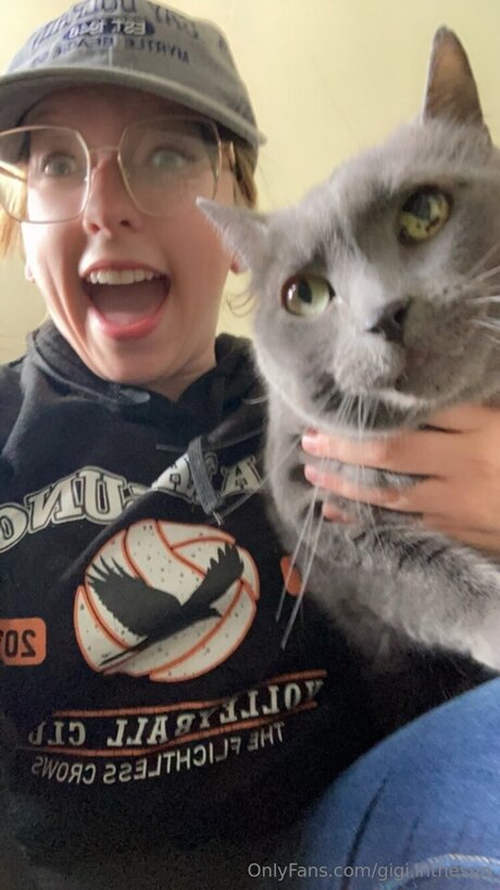 Gigi Inthesun model best pic