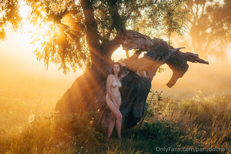 Parubocha I pornstar naked image