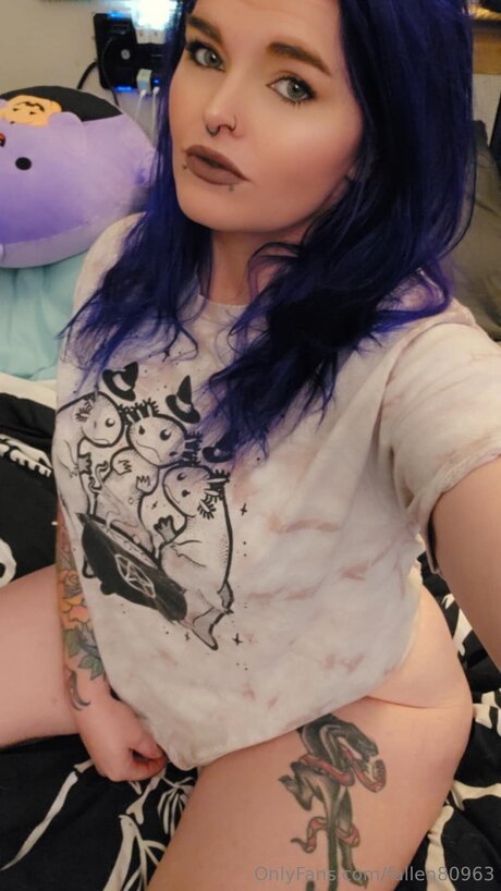 Fallen80963 nude model photos